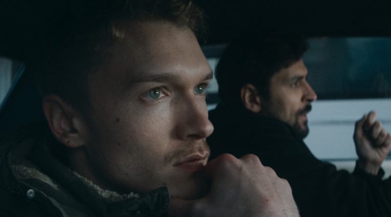 April X, filme de Connor Storrie anterior a Heated Rivalry, chega ao streaming