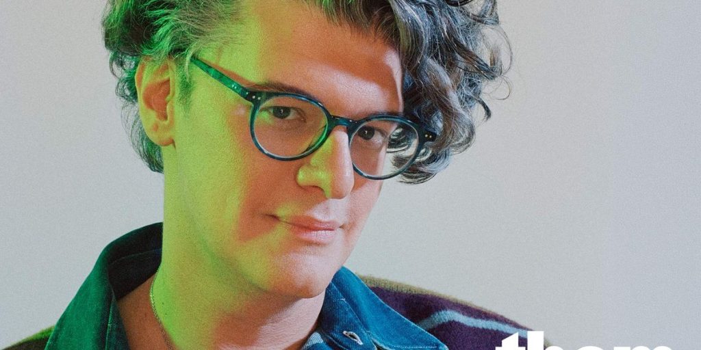 James Ortiz, o Rocky de Devoradores de Estrelas, é eleito Pessoa do Ano pela Them