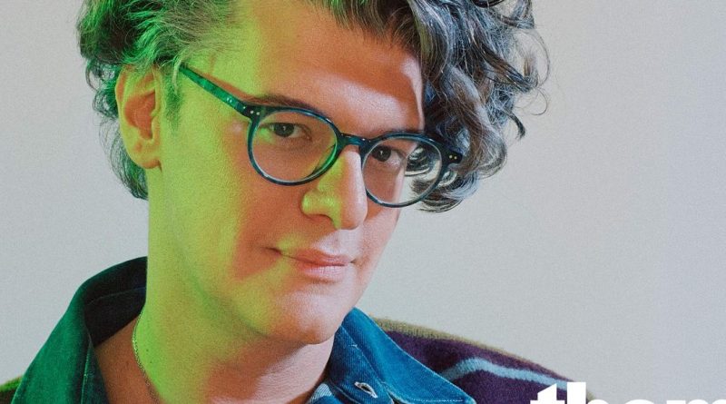 James Ortiz, o Rocky de Devoradores de Estrelas, é eleito Pessoa do Ano pela Them