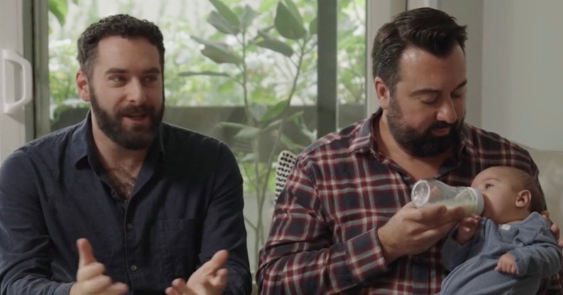 Pai gay que deu soco em “influenciador MAGA” em vídeo viral não será processado